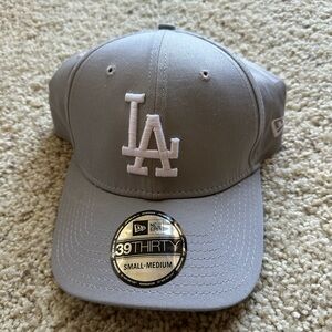 New Era Gray 39THIRTY Cap